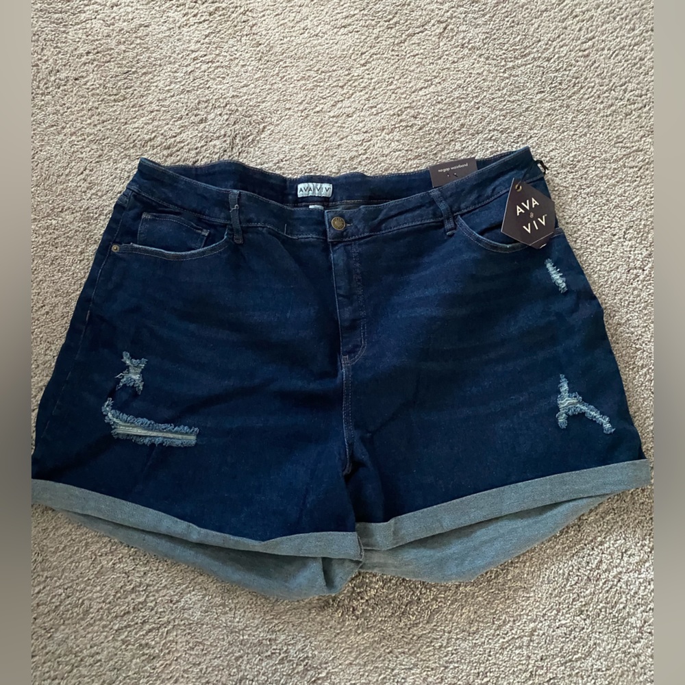 Womens denim shorts Ava & Viv Size 26